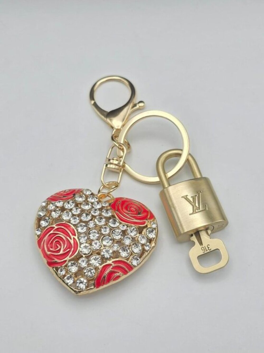 Louis Vuitton Authentic Gold Padlock 🔒Key + Unbranded Heart Keychain Bag Charm - Picture 9 of 10